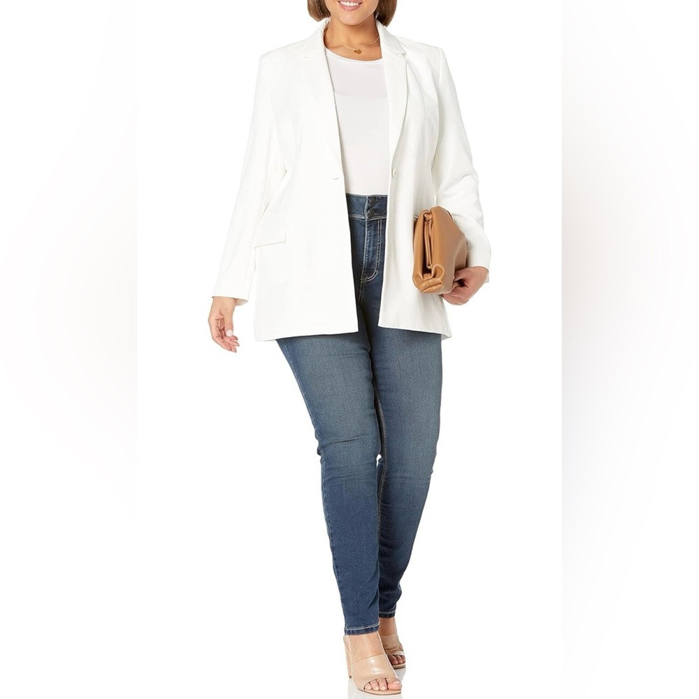 Tailored White Women's Blazer - Classic Open-Front Jacket